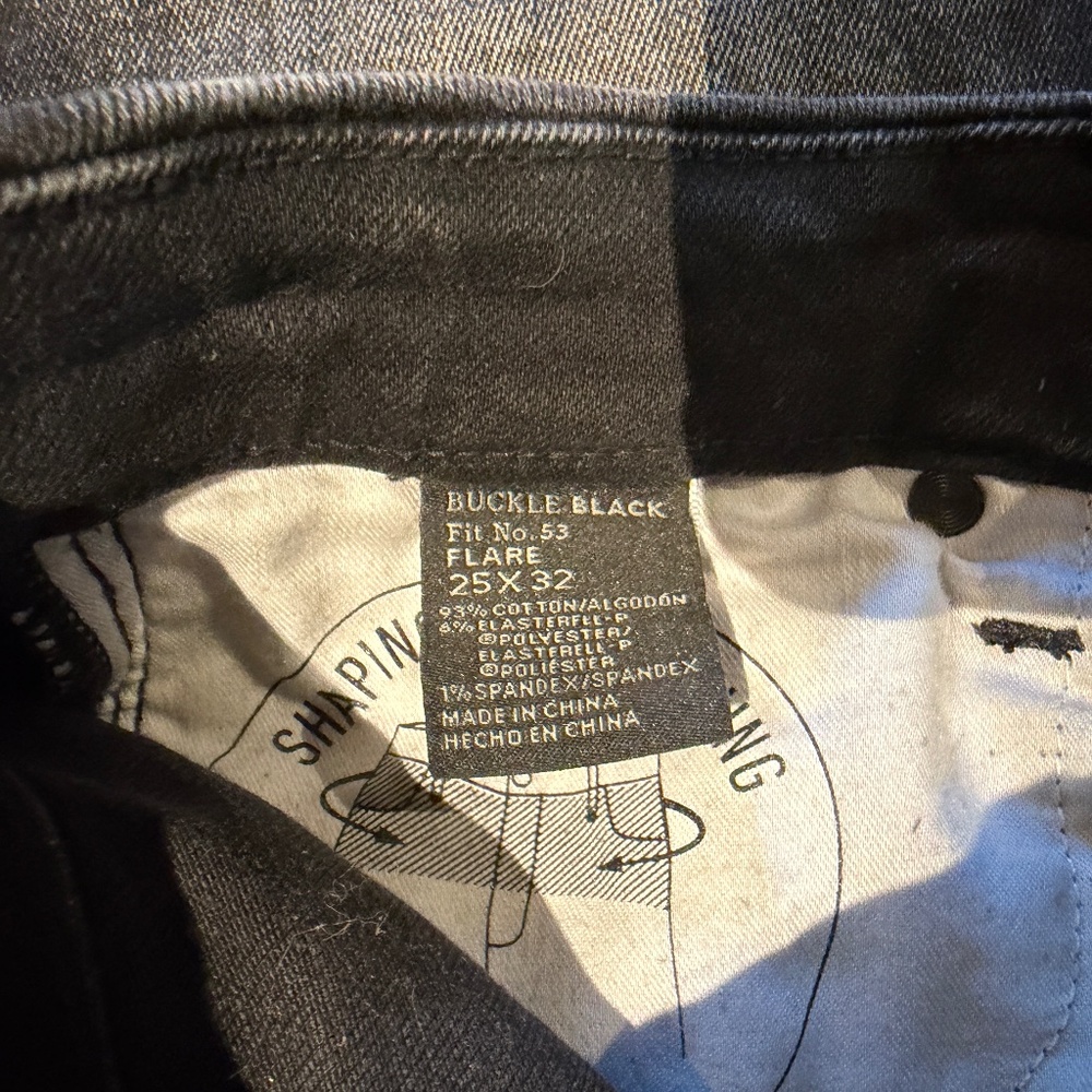 Women's Buckle Black Flared Jeans Fit No. 53 SZ 25X32 - Picture 4 of 7